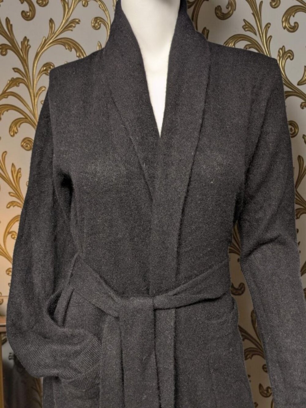 White + Warren 100% Cashmere Short Robe- Black SIZE Large New With Tags - Picture 3 of 6